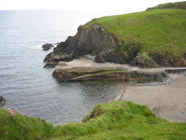 Photo of Newtown Cove beach