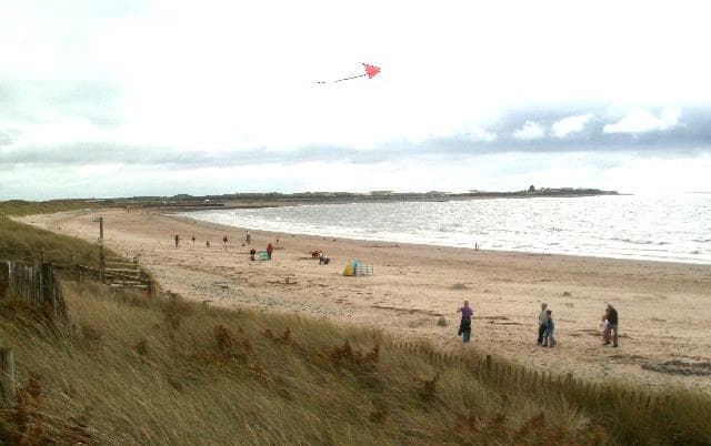 Photo of Llandanwg beach